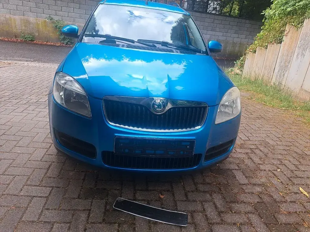 Gebraucht Skoda Roomster Plus Edition 105 PS (77 kW) 2009 Blau Van / Kleinbus
