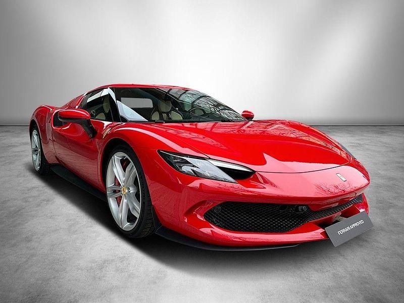 Second-hand Ferrari 296 829 CP (609 kW) 2023 Roșu Coupe