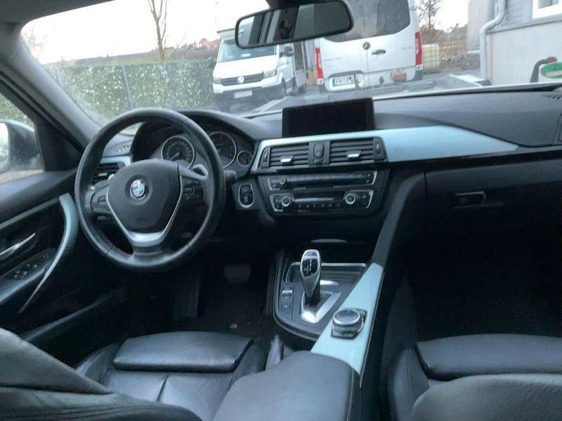 Gebraucht BMW 330 258 PS (189 kW) 2014 Weiß Kombi