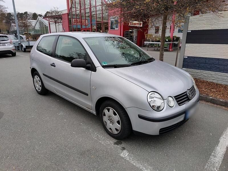 Gebraucht VW Polo 75 PS (55 kW) 2004 Silber Kleinwagen