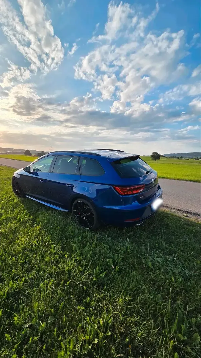 Gebraucht Cupra Leon 300 PS (220 kW) 2017 Blau Kombi
