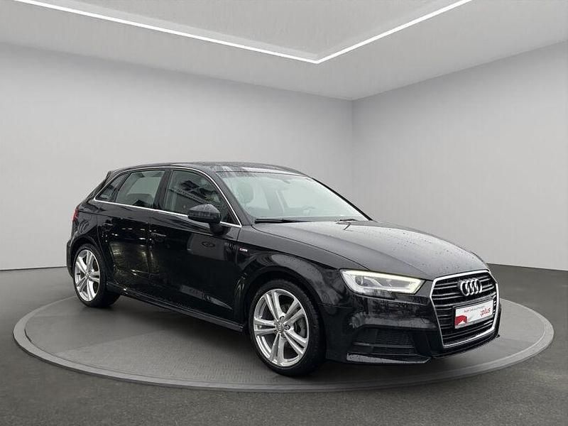 Gebraucht Audi A3 Sport 150 PS (110 kW) 2018 Schwarz Limousine