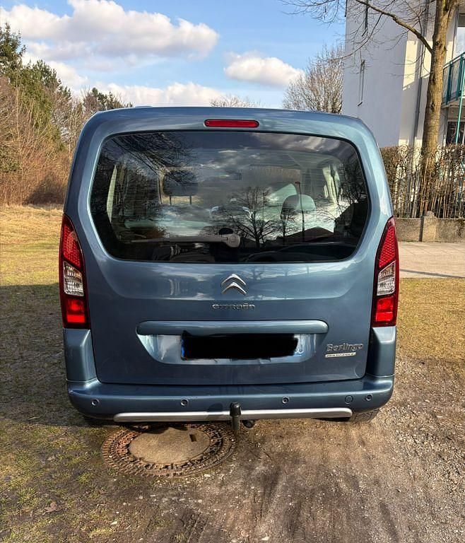 Gebraucht Citroën Berlingo 92 PS (67 kW) 2014 Blau Van / Kleinbus