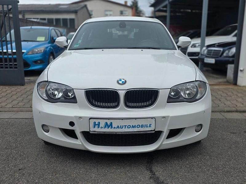 Gebraucht BMW 120 Advantage 177 PS (130 kW) 2010 Weiß Kleinwagen
