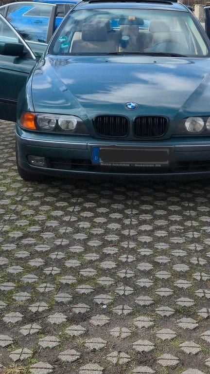 Gebraucht BMW 528 193 PS (141 kW) 1999 Beige Limousine
