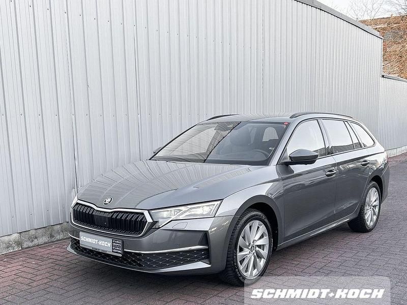 Gebraucht Skoda Octavia Selection 150 PS (110 kW) 2025 Graphitegrau metallic Kombi