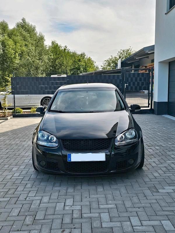 Schwarz Gebraucht 2008 VW Golf V Kleinwagen | 8.500 € - Bild 1/4