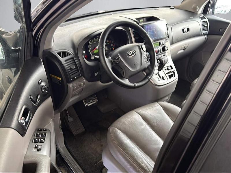 Gebraucht Kia Carnival EX 185 PS (136 kW) 2006 Schwarz Van / Kleinbus