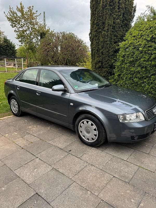 Second-hand Audi A4 130 CP (95 kW) 2001 Gri Berlinǎ
