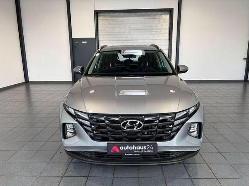 Gebraucht Hyundai Tucson Select 150 PS (110 kW) 2024 Silber SUV