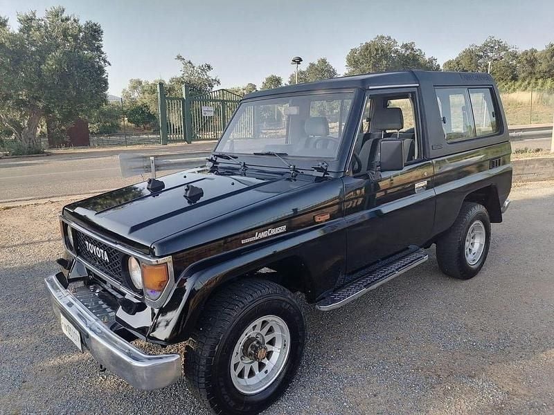 Schwarz Gebraucht 1990 Toyota Land Cruiser SUV | 18.900 € - Bild 1/4