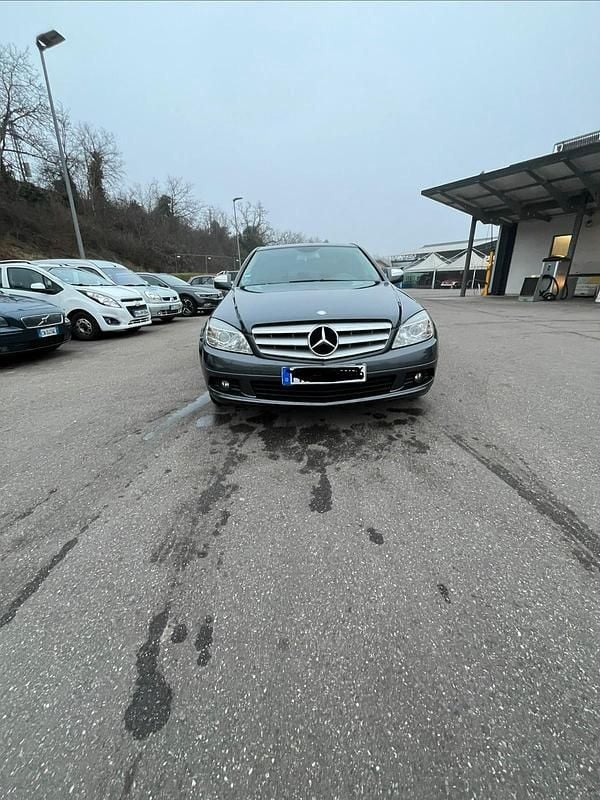 Gebraucht Mercedes C220 170 PS (125 kW) 2007 Grau Limousine