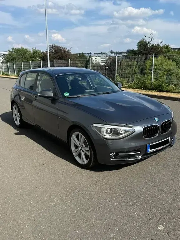 Gebraucht BMW 116 Sport Line 136 PS (100 kW) 2012 Grau Kleinwagen