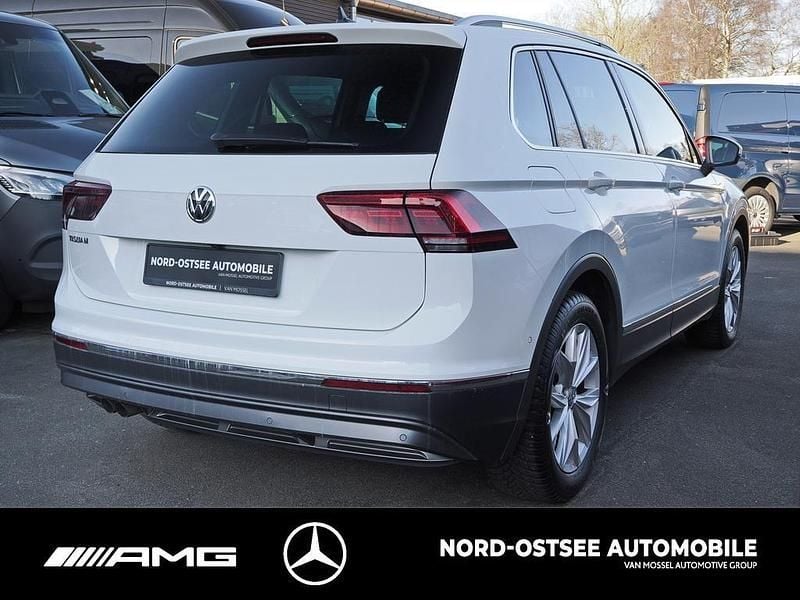 Gebraucht VW Tiguan Highline 150 PS (110 kW) 2021 Pure white SUV