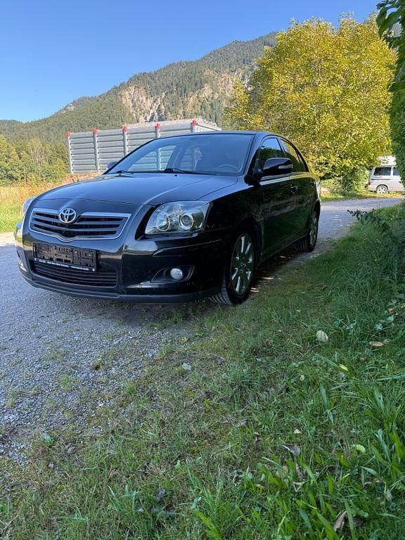 Schwarz Gebraucht 2007 Toyota Avensis Executive Limousine | 3.500 € (Fairer Preis) - Bild 1/4