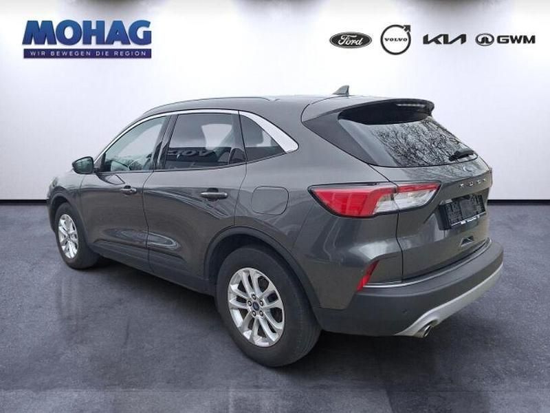 Gebraucht Ford Kuga Titanium 120 PS (88 kW) 2022 Grau SUV
