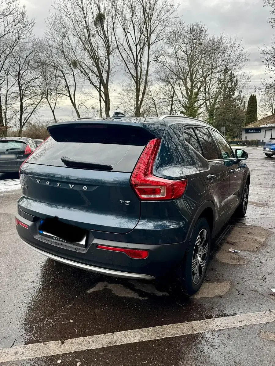 Gebraucht Volvo XC40 Inscription 163 PS (119 kW) 2020 Blau SUV