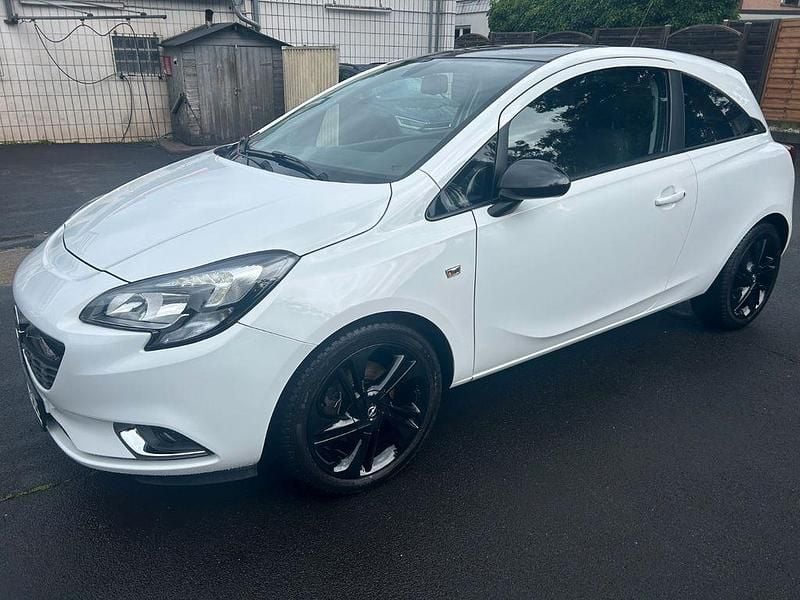 Weiß Gebraucht 2016 Opel Corsa Color Edition Kleinwagen | 5.000 € (Superpreis) - Bild 1/4
