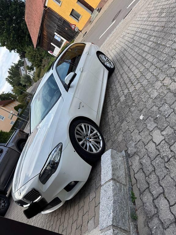 Weiß Gebraucht 2015 BMW 530 M Sport Kombi | 15.500 € (Fairer Preis) - Bild 1/4