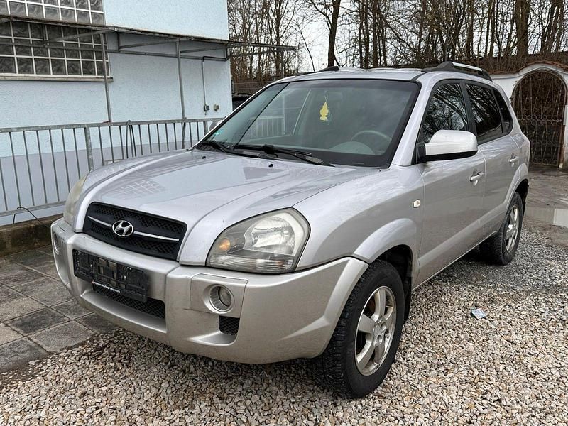 Gebraucht Hyundai Tucson GLS 141 PS (103 kW) 2006 Silber SUV