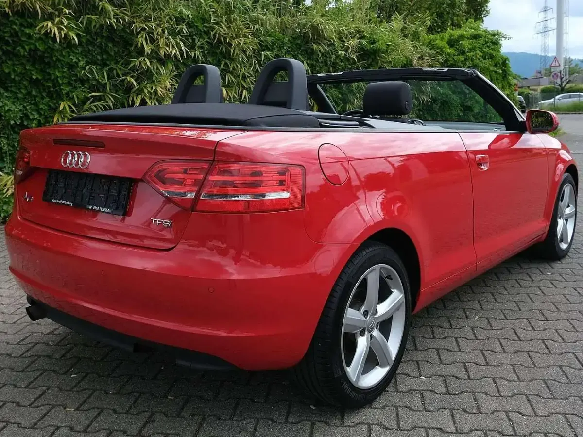 Używany Audi A3 Cabriolet 105 KM (77 kW) 2012 Czerwony Kabriolet