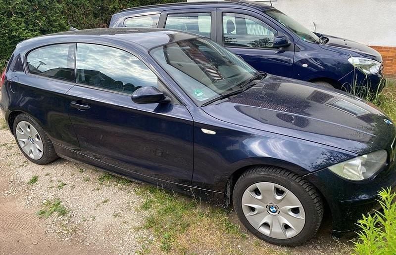 Blau Gebraucht 2007 BMW 116 Kleinwagen | 1.700 € (Guter Preis) - Bild 1/4