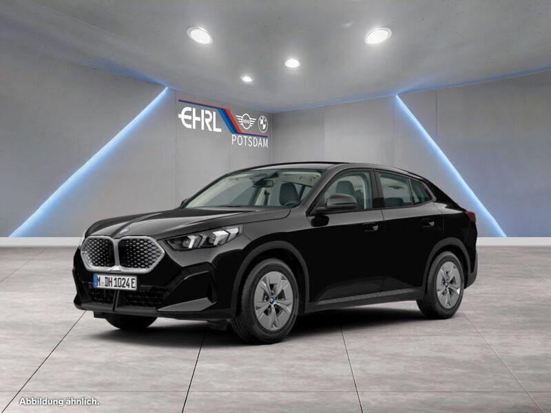 Schwarz Neu 2025 BMW iX2 Performance SUV | 39.940 € - Bild 1/4
