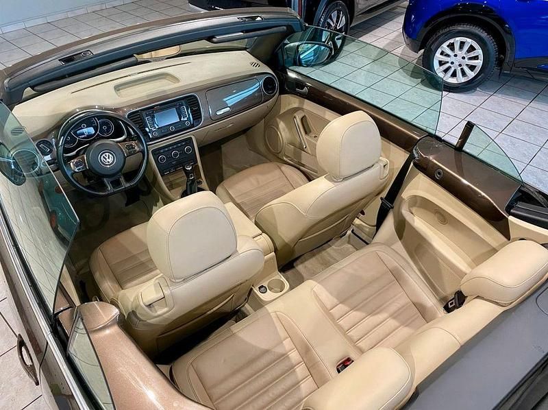 Gebraucht VW Beetle Design 160 PS (117 kW) 2014 Braun Kleinwagen