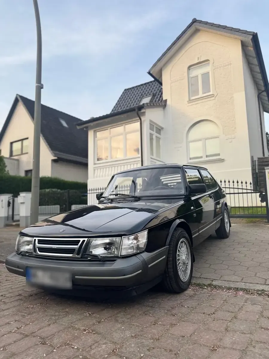 Gebraucht Saab 900 126 PS (92 kW) 2026 Schwarz Coupé