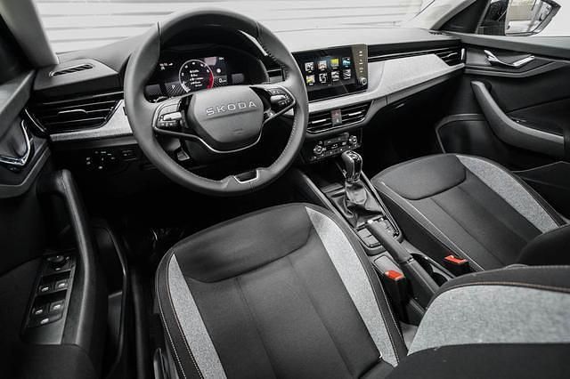 Neu Skoda Scala Selection 116 PS (85 kW) 2026 Black magic metallic (1z) black magic metallic (1z) Kleinwagen