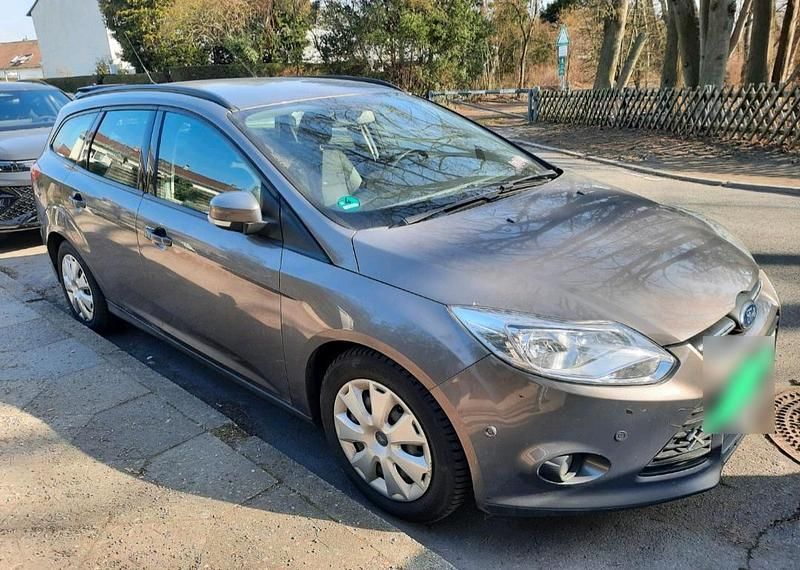 Second-hand Ford Focus 125 CP (91 kW) 2013 Gri Break