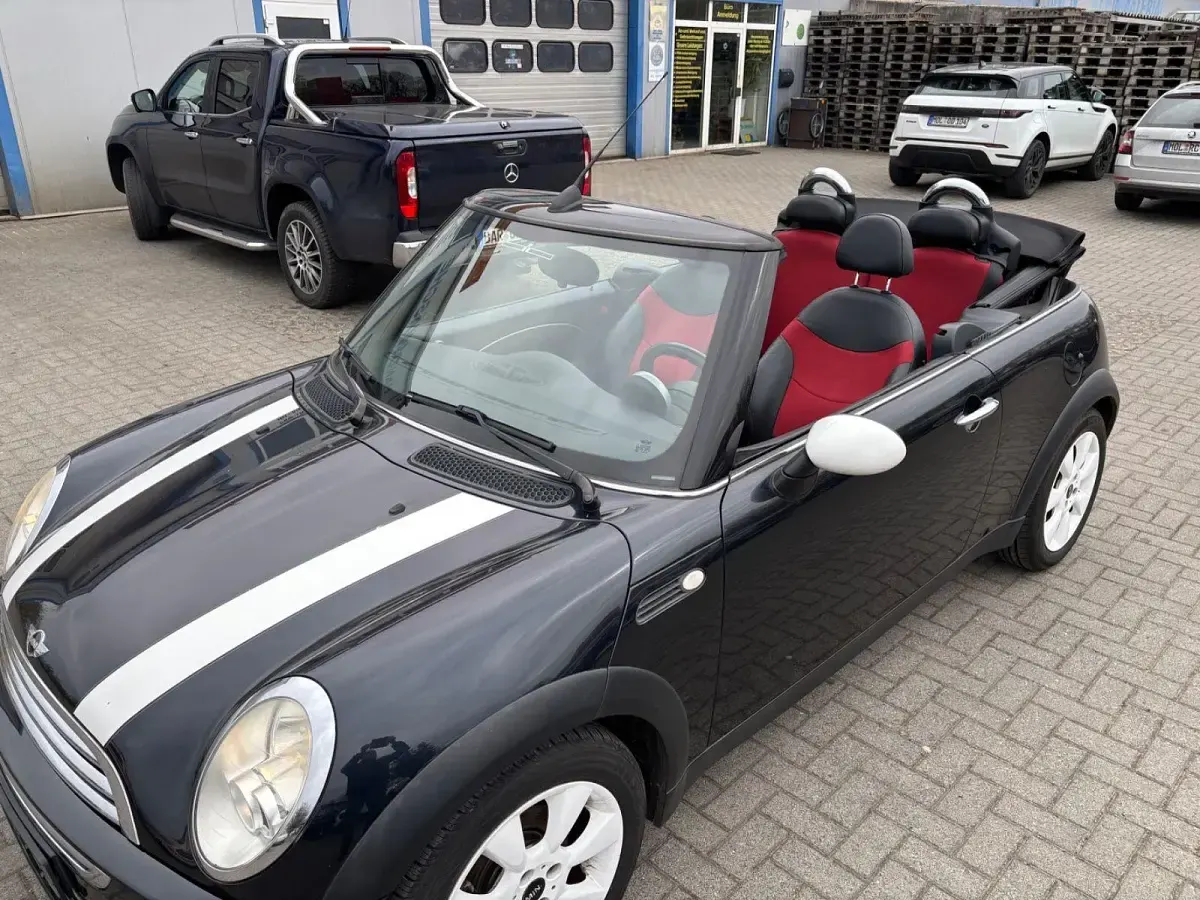 Second-hand Mini Cooper Cabriolet 116 CP (85 kW) 2006 Negru Cabrio