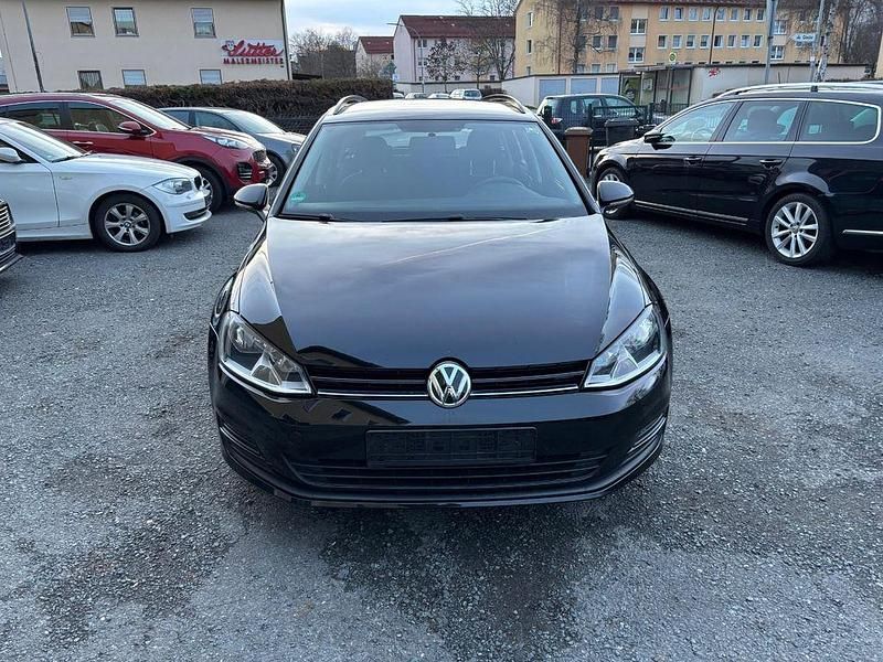 Gebraucht VW Golf VII Trendline 110 PS (80 kW) 2015 Schwarz Kombi