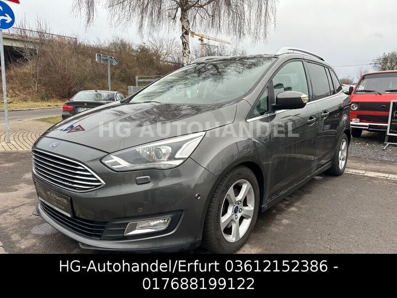 Grau Gebraucht 2016 Ford Grand C-Max Titanium Van / Kleinbus | 11.900 € (Etwas zu teuer) - Bild 1/4