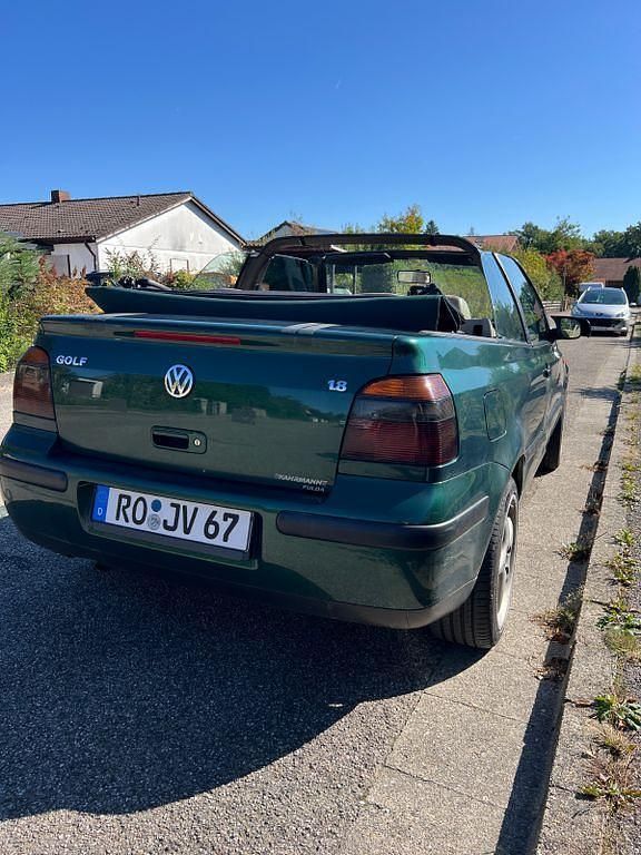 Grün Gebraucht 1999 VW Golf Cabriolet Classicline Cabrio | 2.900 € (Fairer Preis) - Bild 1/4