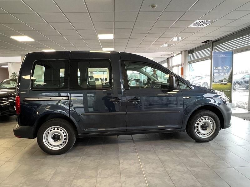 Gebraucht VW Caddy 84 PS (61 kW) 2018 Blau Van / Kleinbus