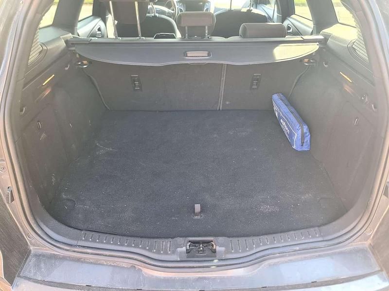 Gebraucht Ford Focus ST-Line 140 PS (102 kW) 2018 Kombi