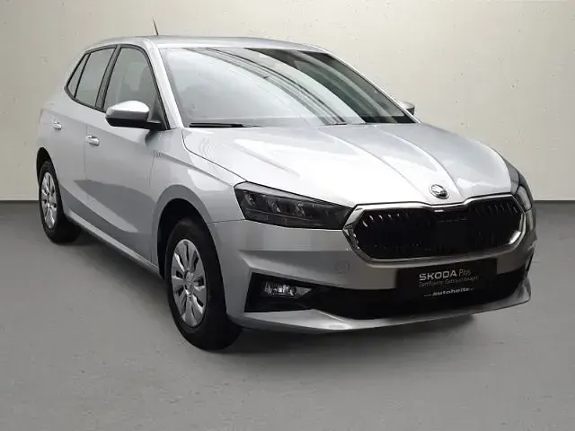 Gebraucht Skoda Fabia Essence 80 PS (58 kW) 2026 Brilliantsilber metallic Kleinwagen