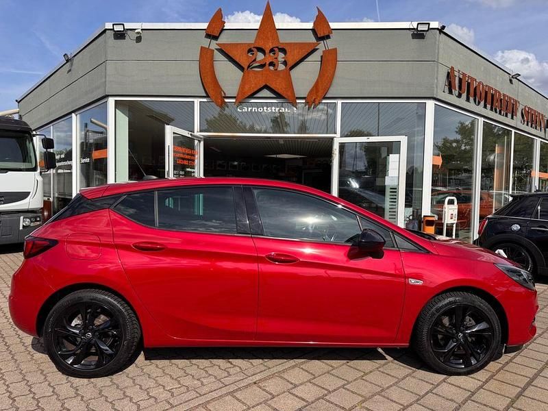 Rot Gebraucht 2020 Opel Astra GS Line Limousine | 13.590 € (Fairer Preis) - Bild 1/4