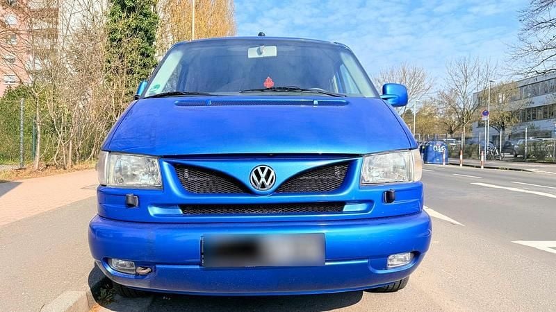 Gebraucht VW T4 140 PS (102 kW) 2000 Blau Van