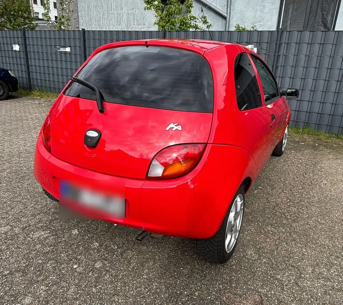 Usata Ford Ka 60 CV (44 kW) 2006 Rosso Utilitaria