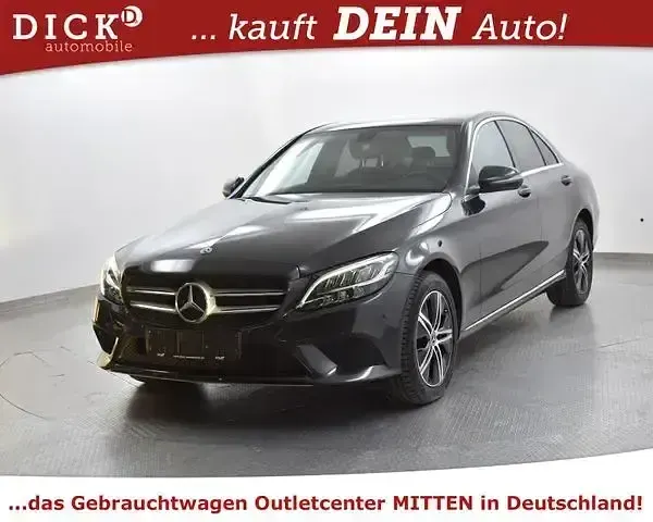 Gebraucht Mercedes 200 160 PS (117 kW) 2021 Andere Limousine