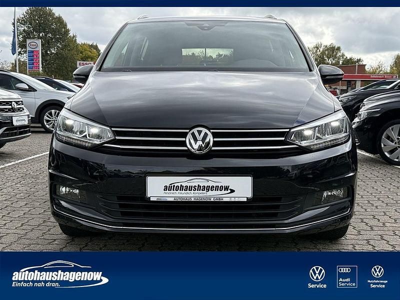 Schwarz Gebraucht 2019 VW Touran IQ Drive Van / Kleinbus | 18.900 € (Fairer Preis) - Bild 1/4