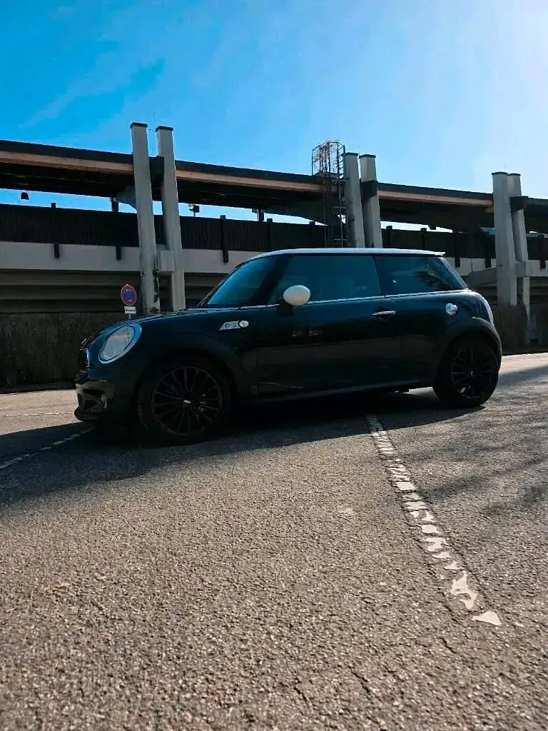Gebraucht Mini Cooper 174 PS (127 kW) 2007 Schwarz Kleinwagen