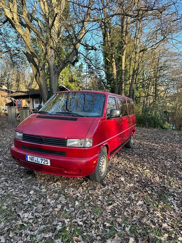 Rot Gebraucht 1996 VW T4 Van | 4.500 € (Guter Preis) - Bild 1/4