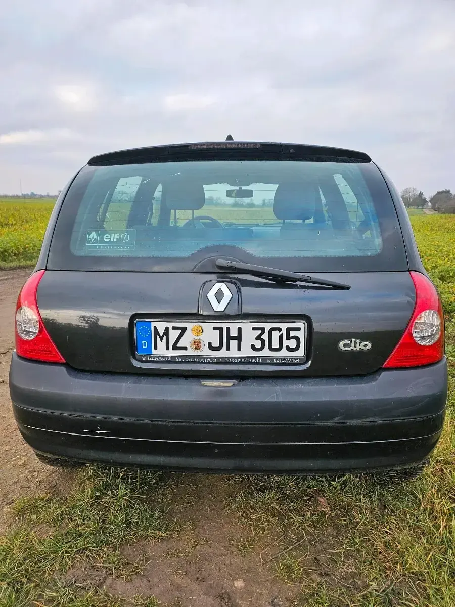 Gebraucht Renault Clio II 75 PS (55 kW) 2005 Schwarz Limousine
