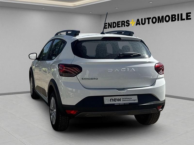 Gebraucht Dacia Sandero Expression 91 PS (66 kW) 2024 Weiss Kleinwagen