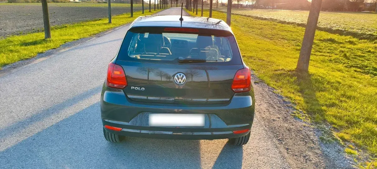 Second-hand VW Polo 60 CP (44 kW) 2016 Gri Hatchback