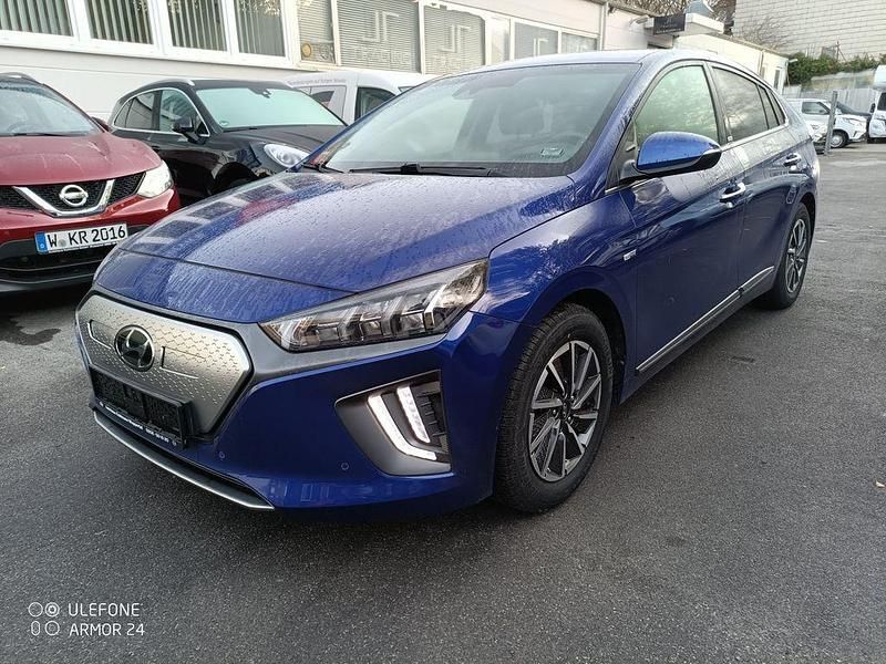 Blau Gebraucht 2020 Hyundai Ioniq Premium Kleinwagen | 17.999 € (Fairer Preis) - Bild 1/4