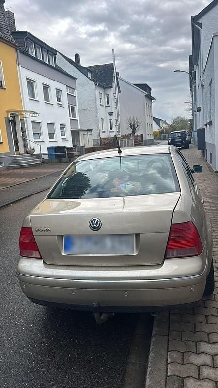 Gebraucht VW Bora Basis 75 PS (55 kW) 2001 Andere farben Limousine